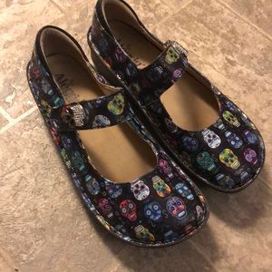 Alegria black skull Mary Janes
